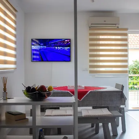 My Way, Tribunj Free Parking Free Bicycles Apartment *