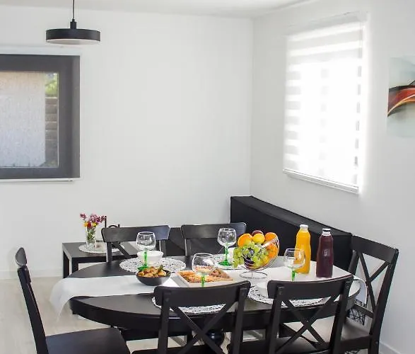 아파트 My Way, Tribunj Free Parking Free Bicycles *